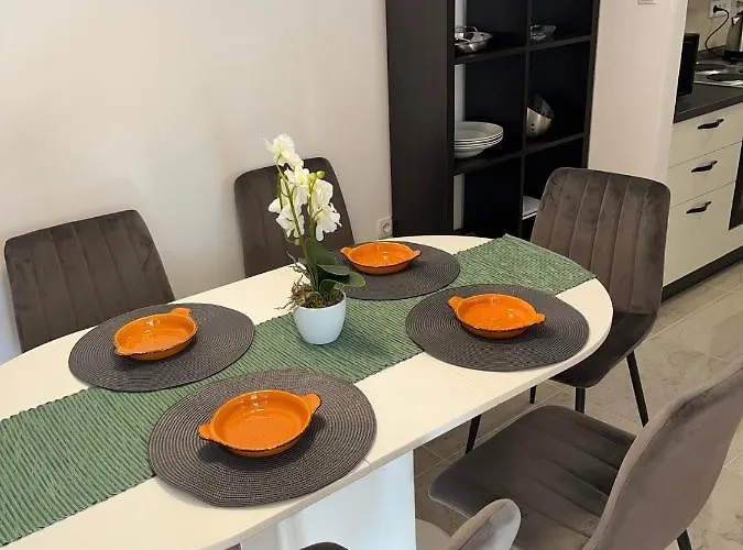 With Wifi - 21956 Lägenhet *